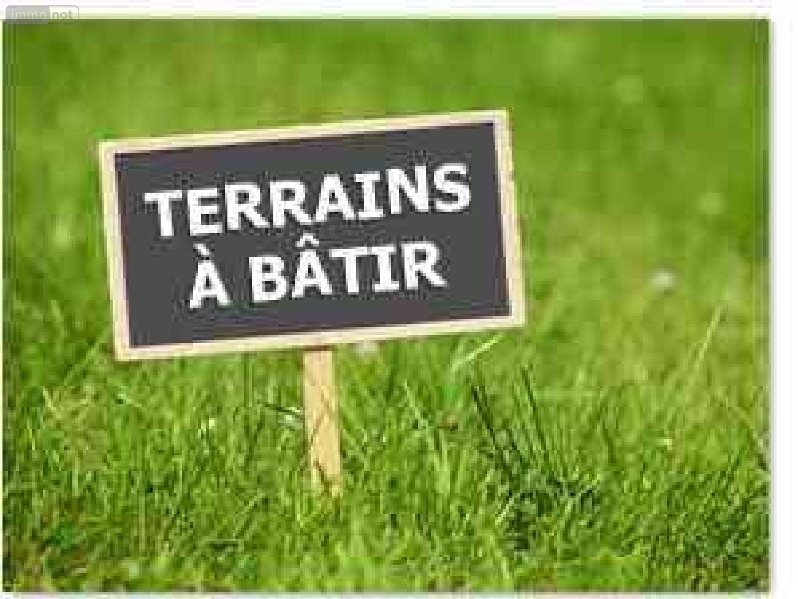 Ravissant terrain constructible en vente à SAINT-PERREUX (56350)