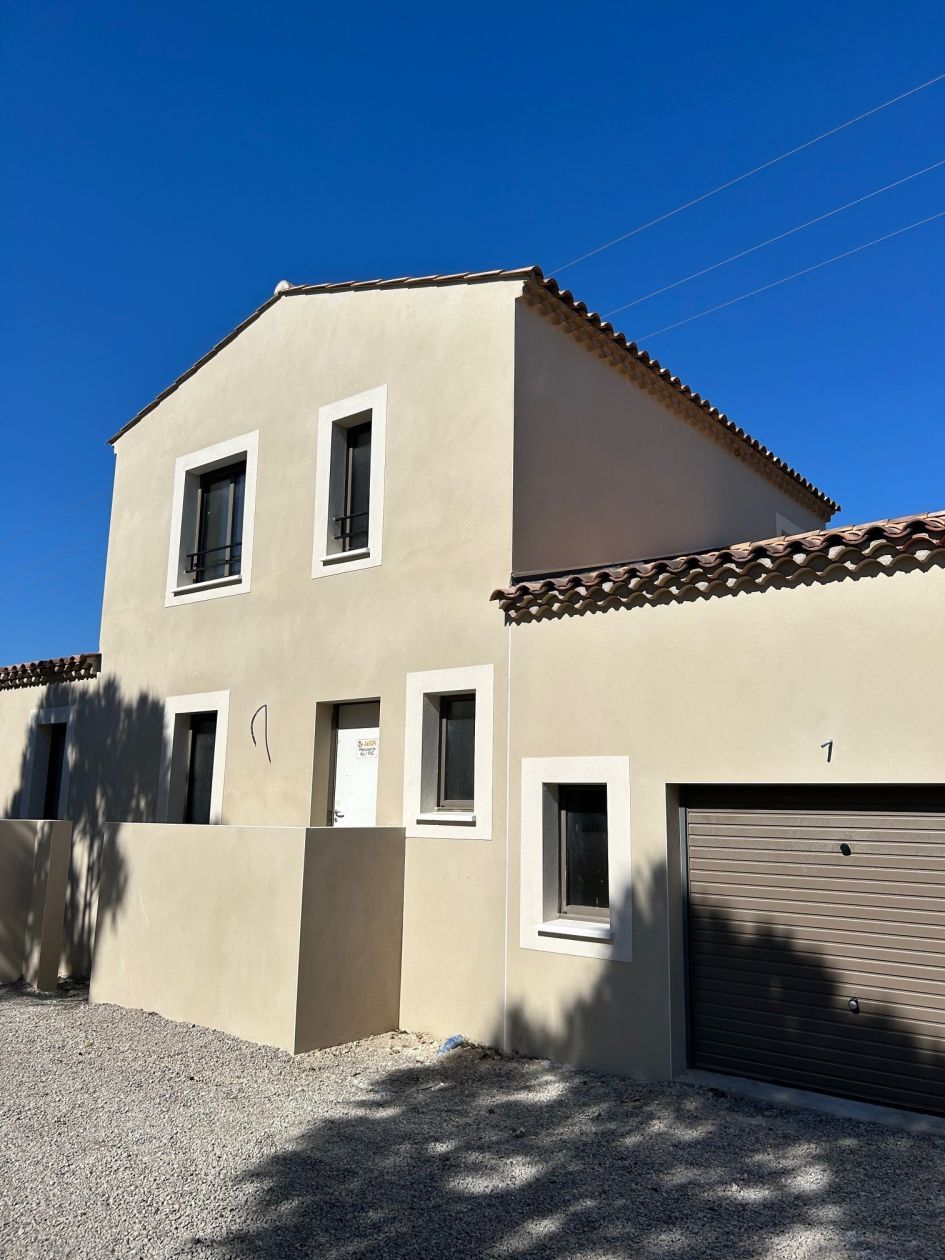 Charmante maison en vente à VIC-LA-GARDIOLE