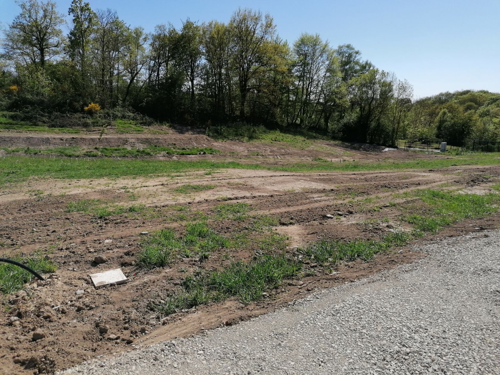 terrain à batir viabilisé de 1127m2 en vente à GRAMOND (12160)