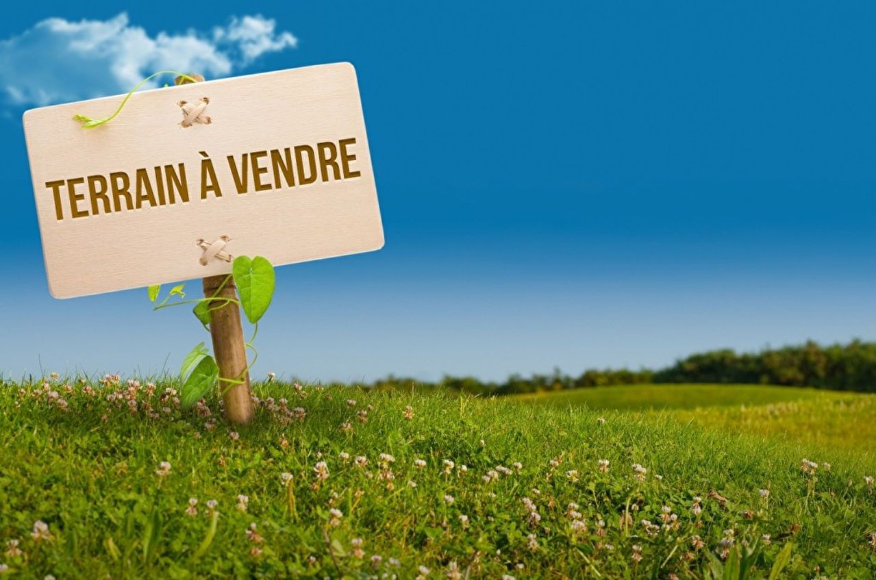 Superbe terrain à construire de 864m2 en vente à LANUEJOULS (12350)