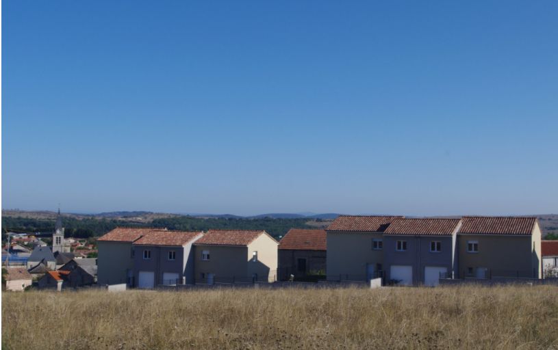 terrain à vendre viabilisé de 820m2 disponible à LA CAVALERIE