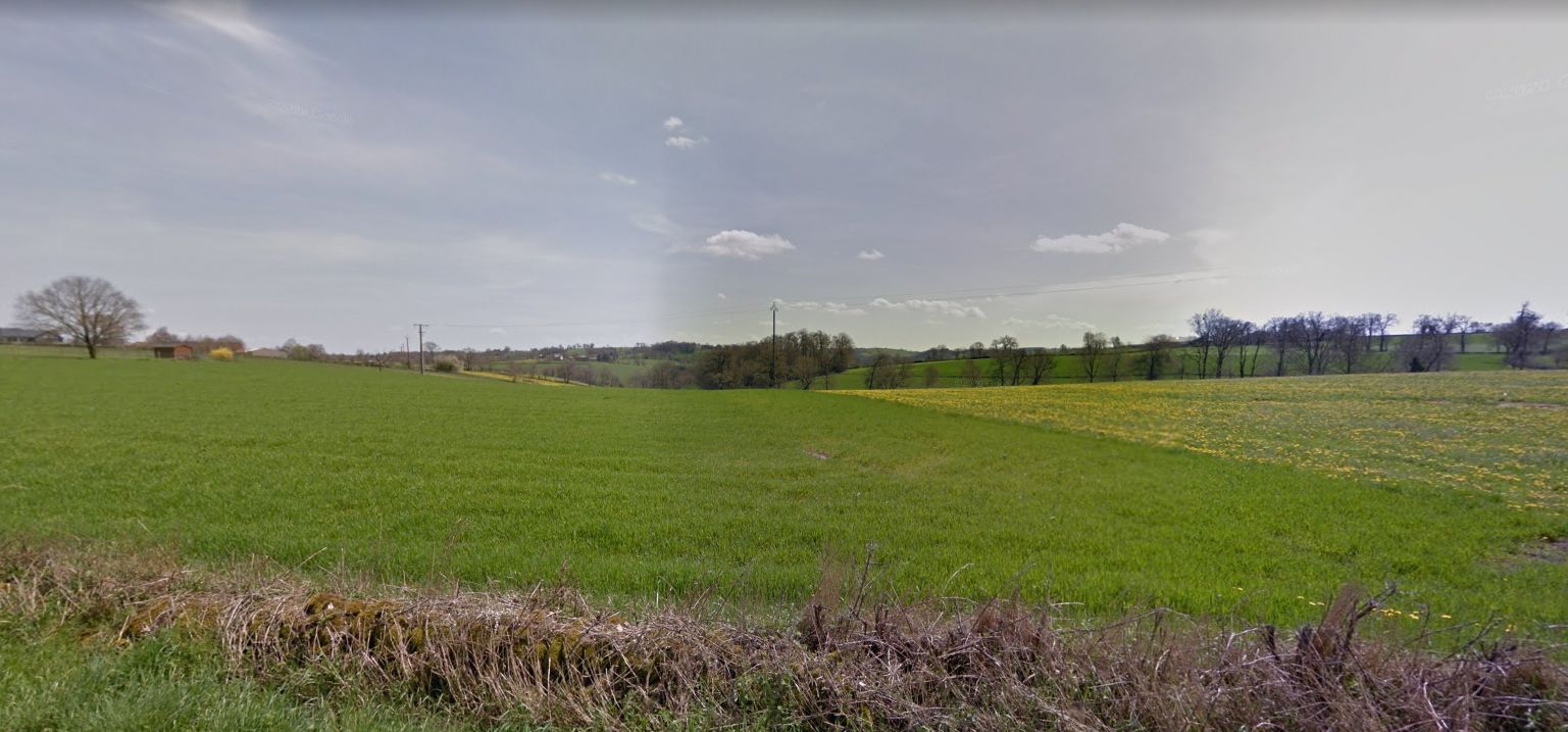 terrain à vendre de 746m2 disponible à MAYRAN