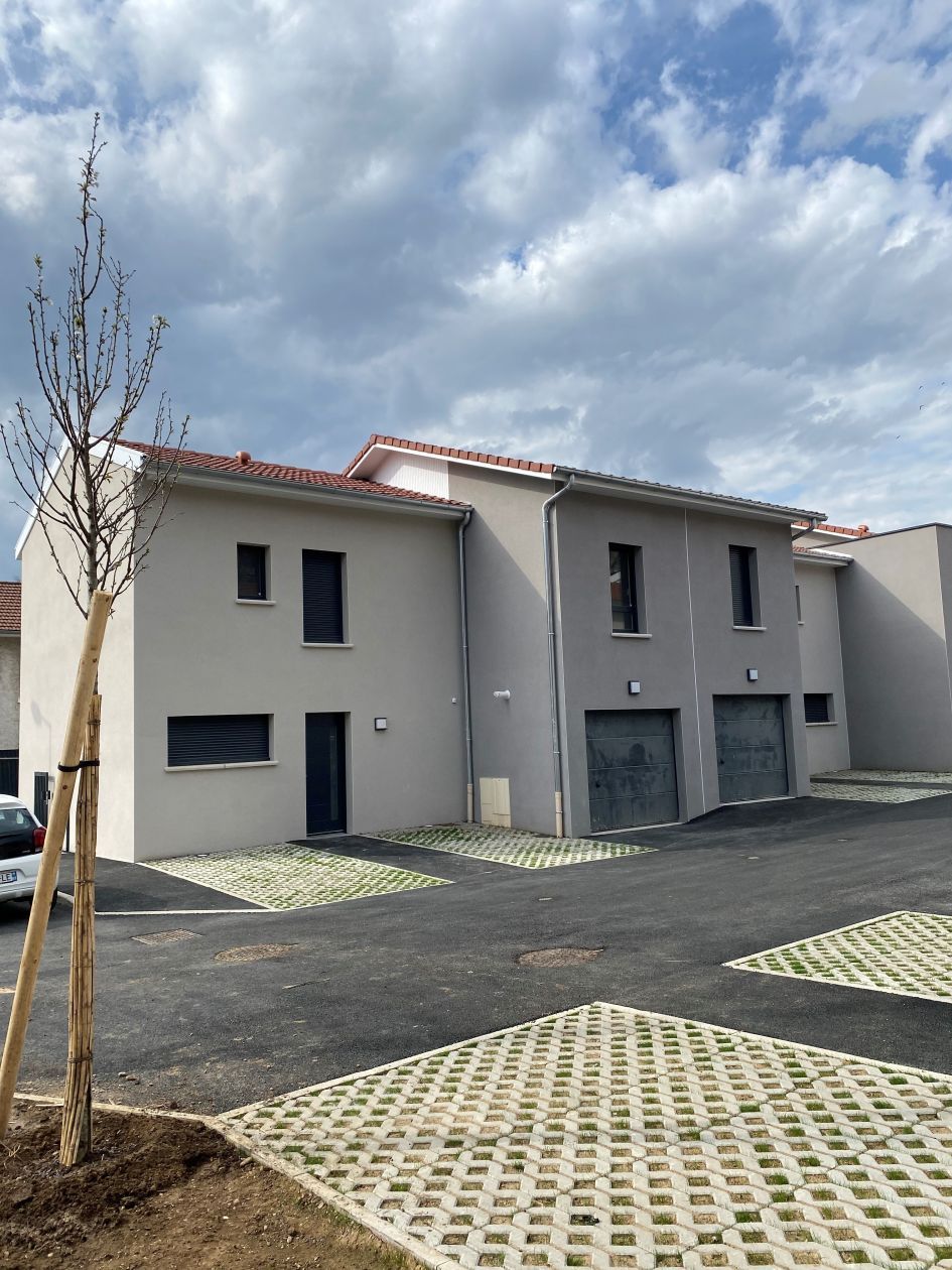 Jolie maison à construire de 105m2 à PONT-DE-CHERUY (38230)