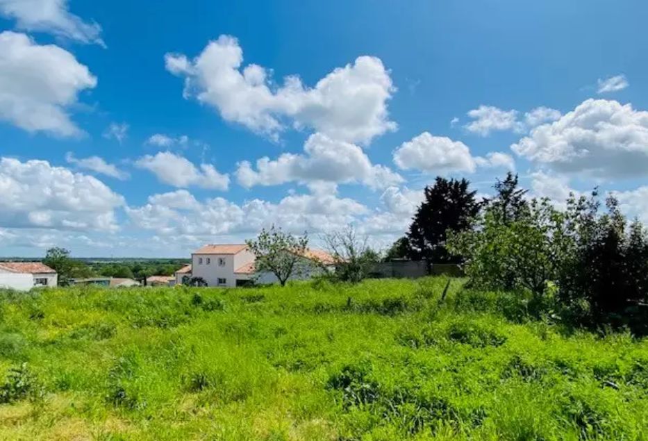 terrain constructible viabilisé de 411m2 à SAINT-CHRISTOPHE-DU-LIGNERON