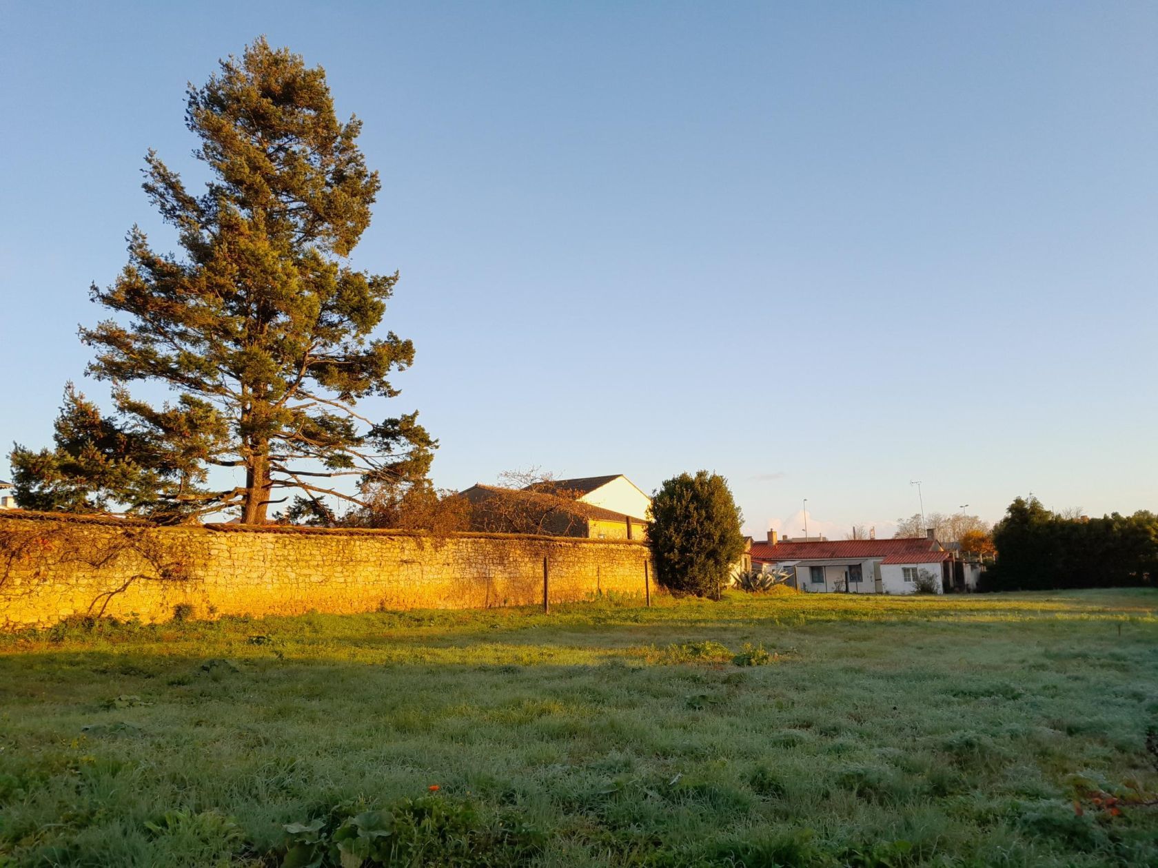 terrain à construire disponible à AVRILLE (85440)