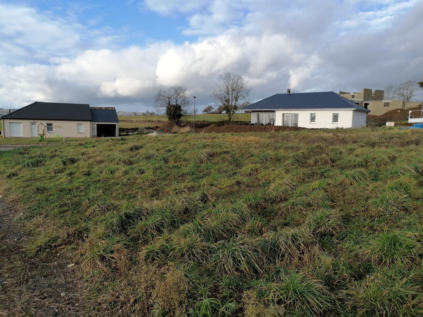terrain à batir de 992m2 en vente à SAINTE-JULIETTE-SUR-VIAUR (12120)