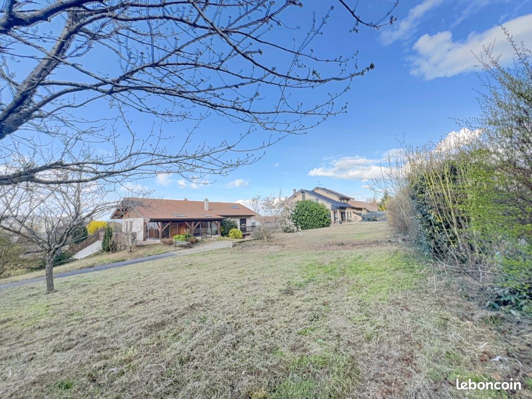 terrain à batir viabilisé de 704m2 disponible à BONS-EN-CHABLAIS (74890)