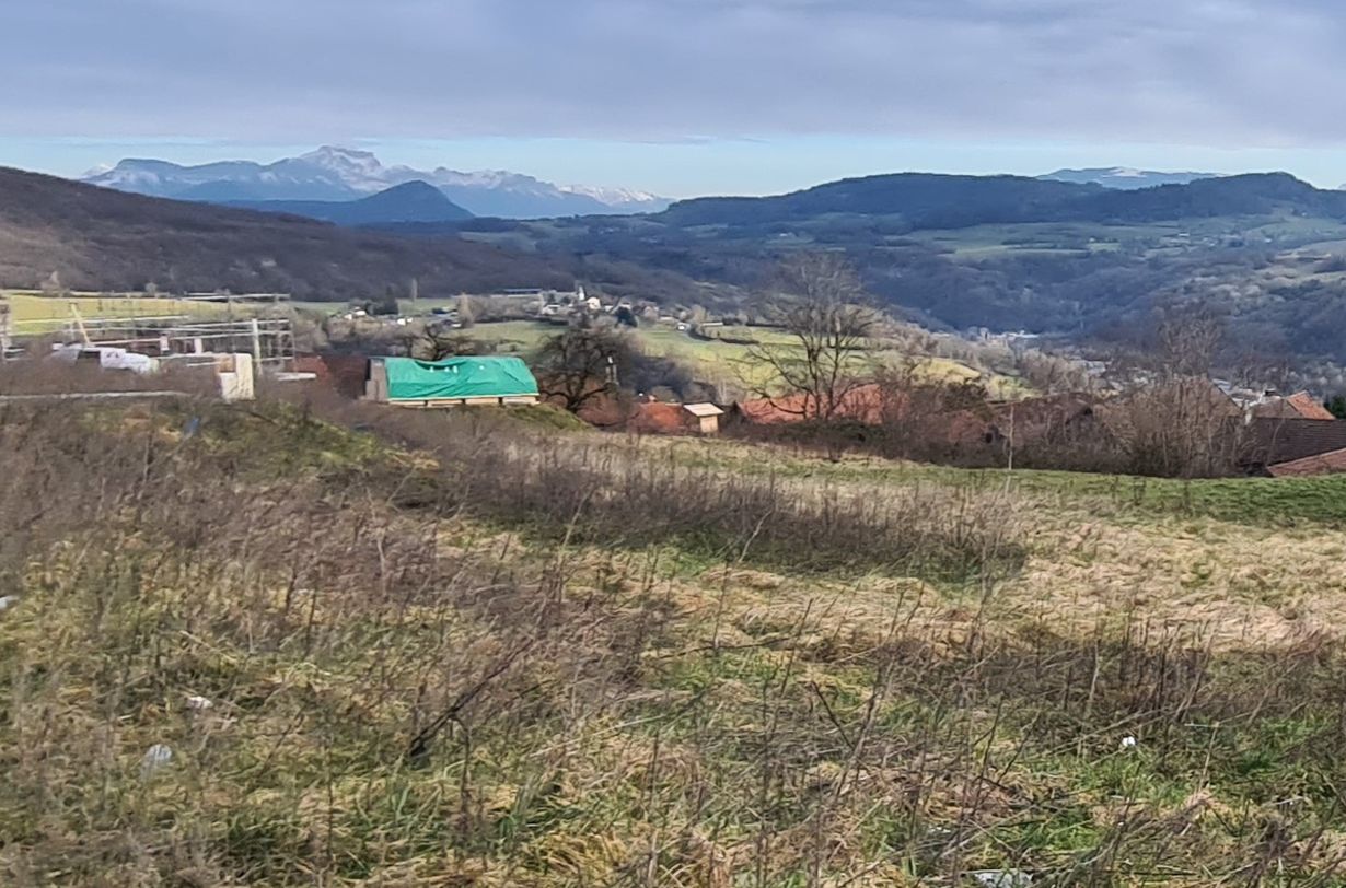 terrain viabilisé de 653m2 en vente à FRANGY (74270)