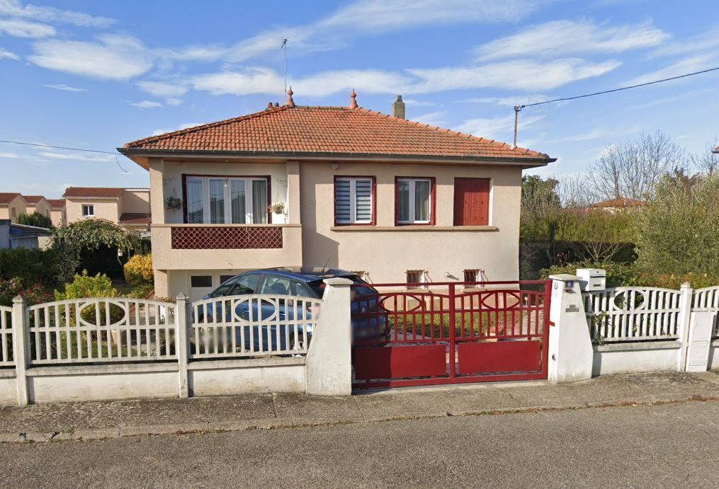 Charmante maison à construire en vente à GENAS (69740)