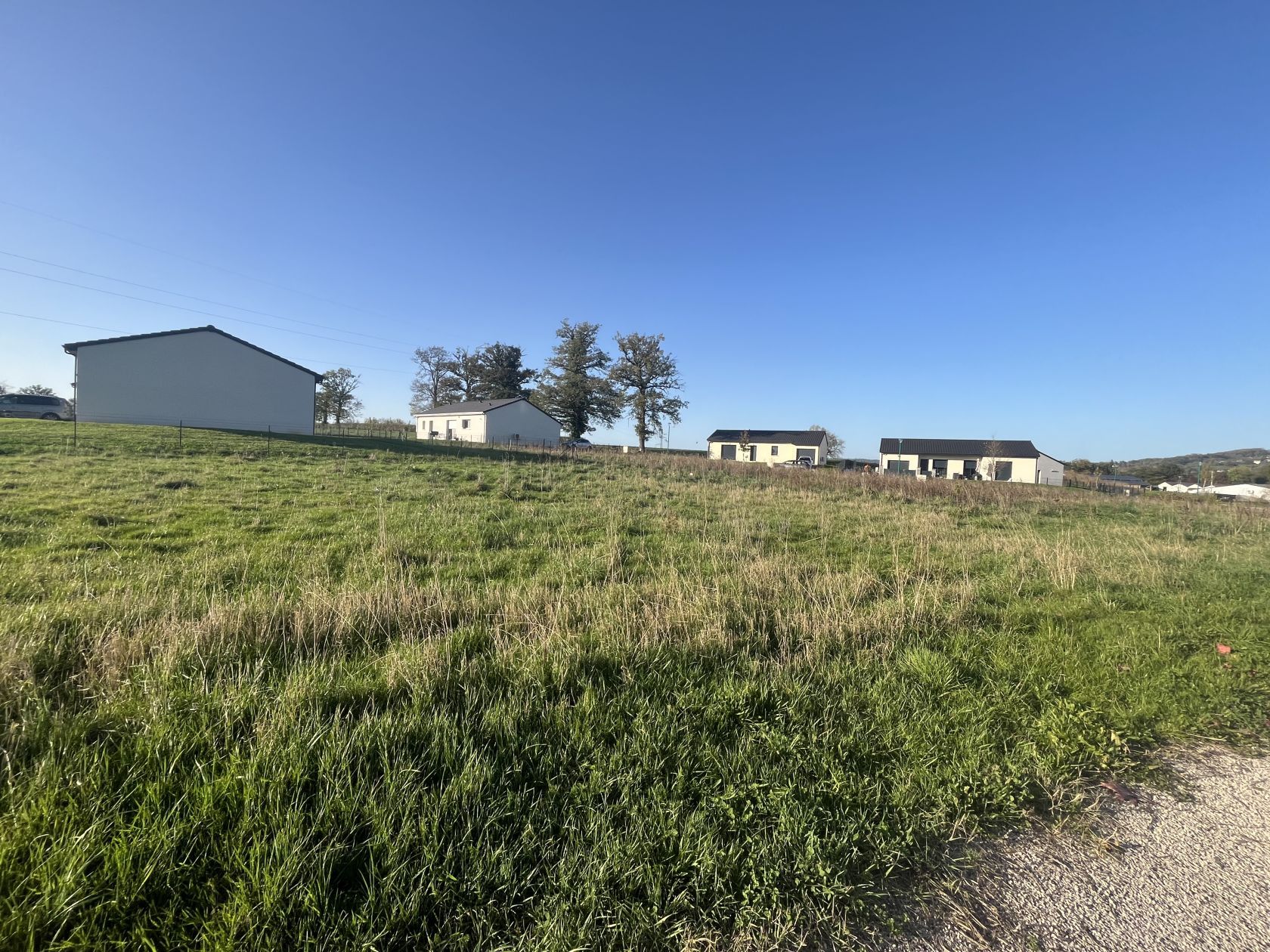 Agréable terrain constructible viabilisé à NAUCELLES