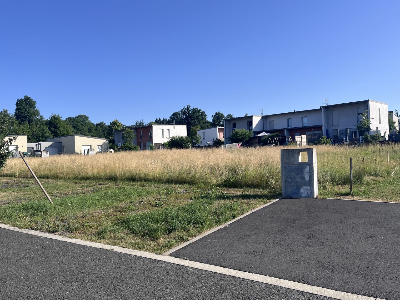 terrain constructible de 627m2 en vente à NAUCELLES (15000)