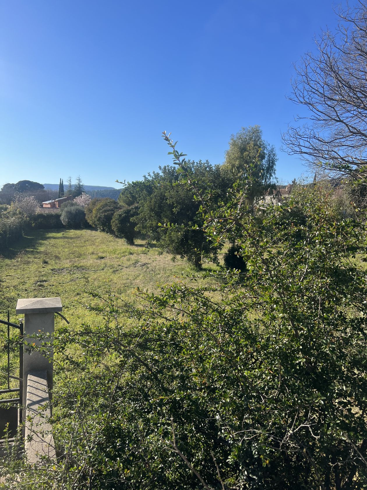 terrain disponible à CASSIS