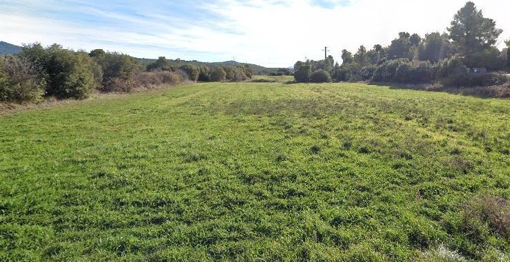 Magnifique terrain en vente à AUPS