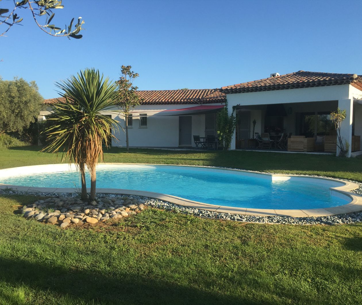 Charmante maison à vendre de 150m2 disponible à VERNEGUES (13116)