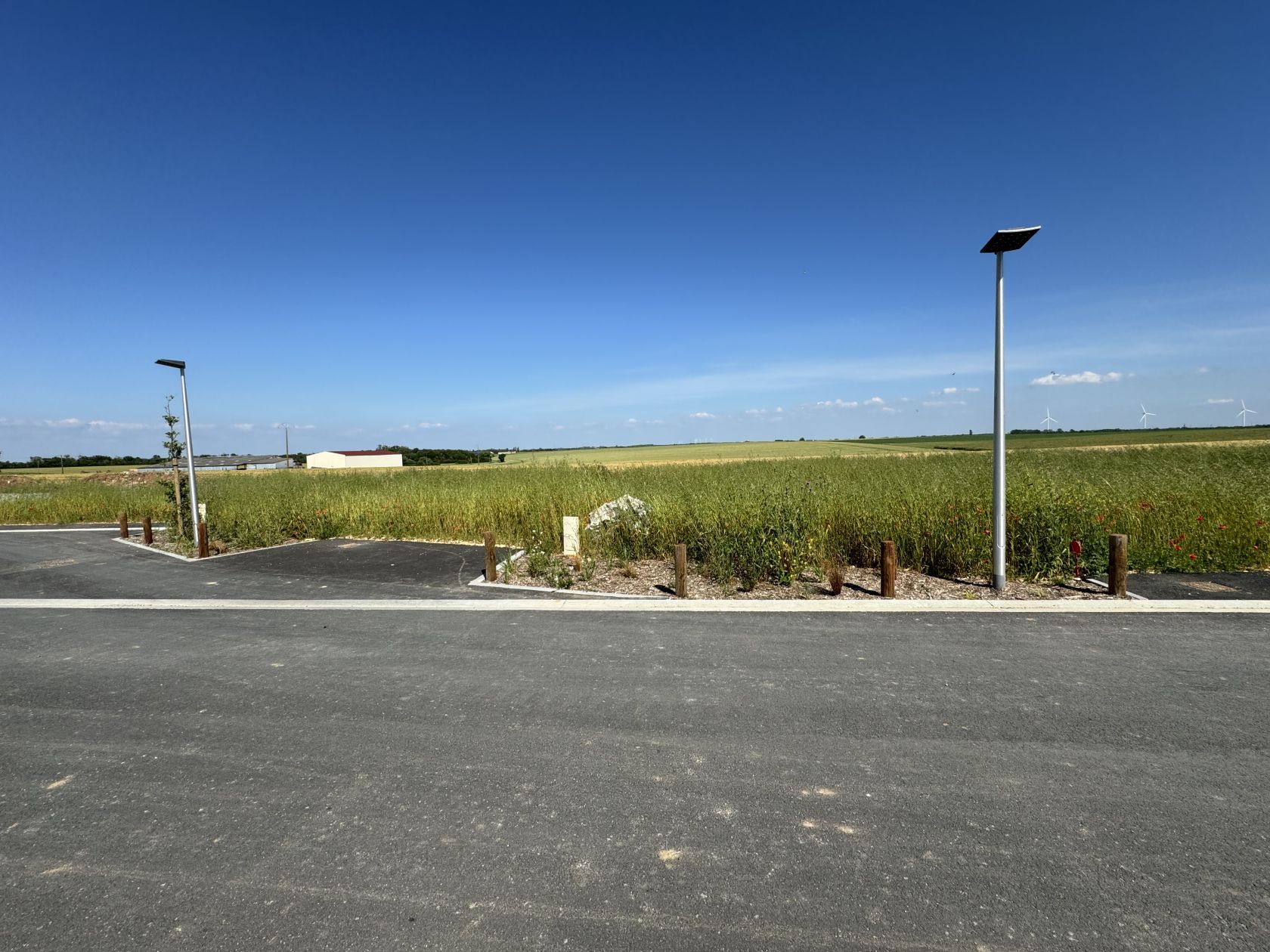 Acheter un terrain à vendre viabilisé de 311m2 en vente à ANDILLY