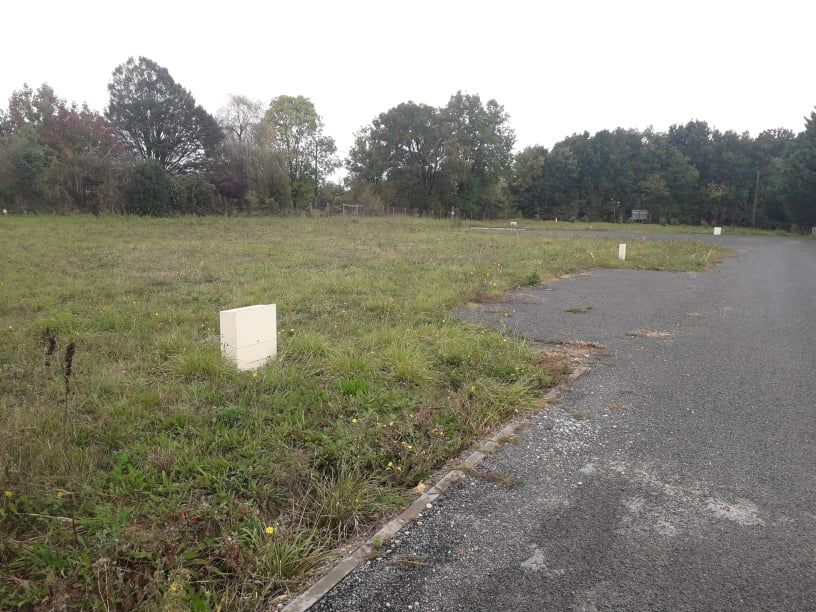 terrain à construire de 670m2 disponible à SAINTES (17100)