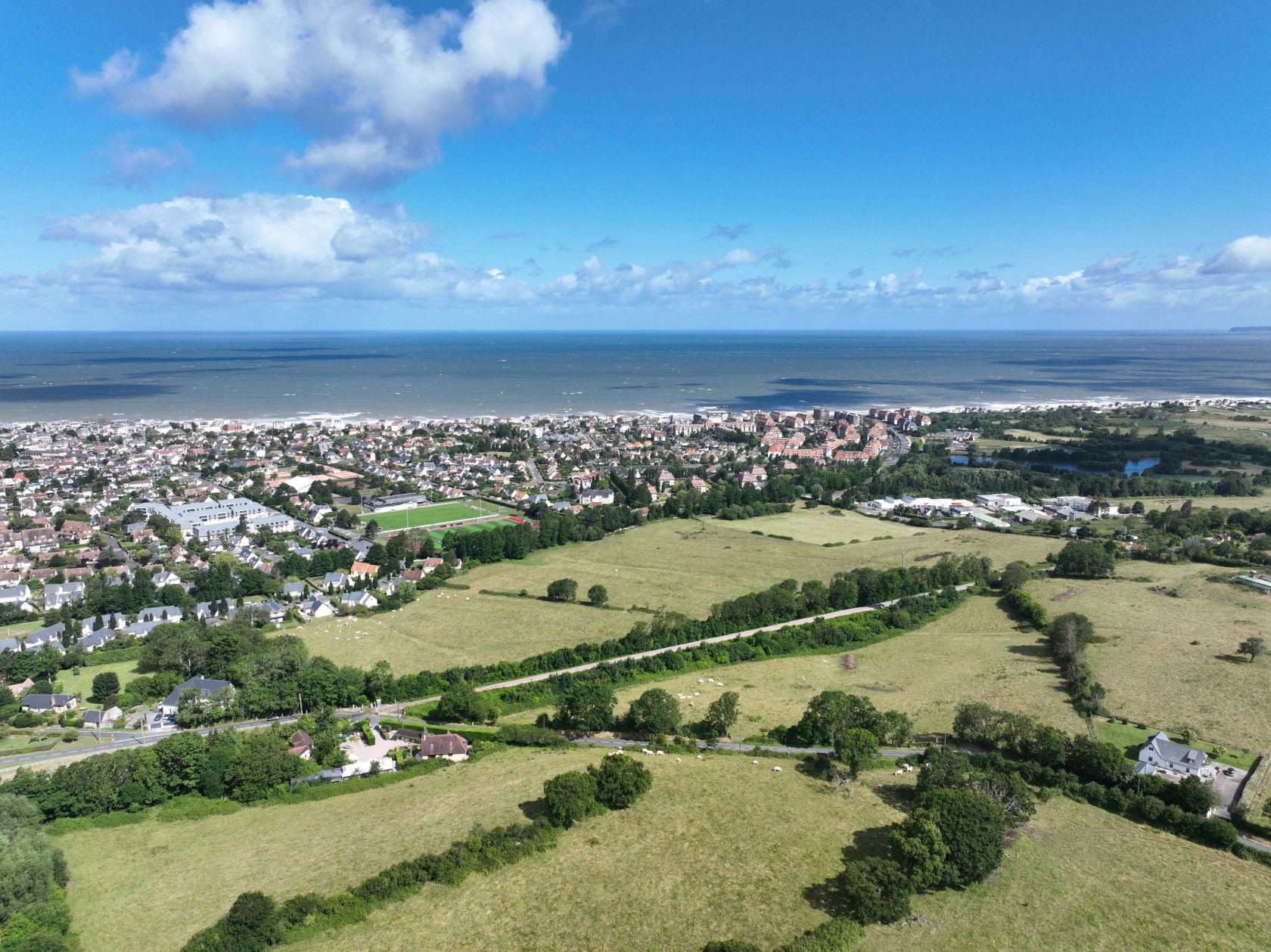 terrain à batir de 650m2 à VILLERS-SUR-MER (14640)