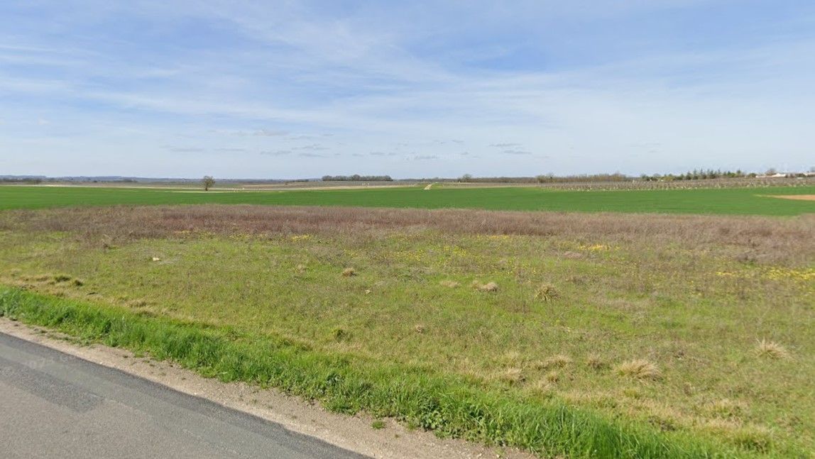 terrain à batir viabilisé de 2495m2 à MOULIDARS