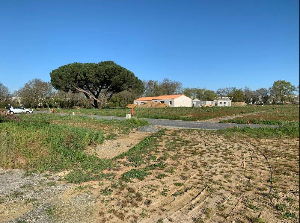 terrain à construire viabilisé de 264m2 disponible à CHALLANS