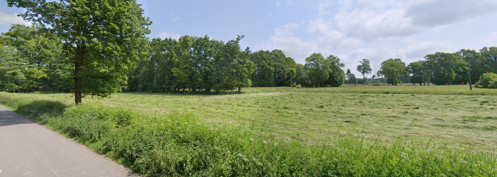 terrain viabilisé disponible à LA CHAPELLE-AUX-FILTZMEENS (35190)
