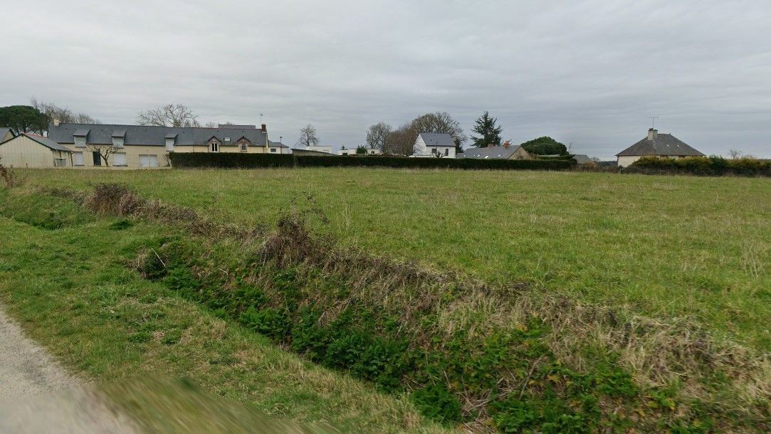 terrain à vendre disponible à CHANTELOUP