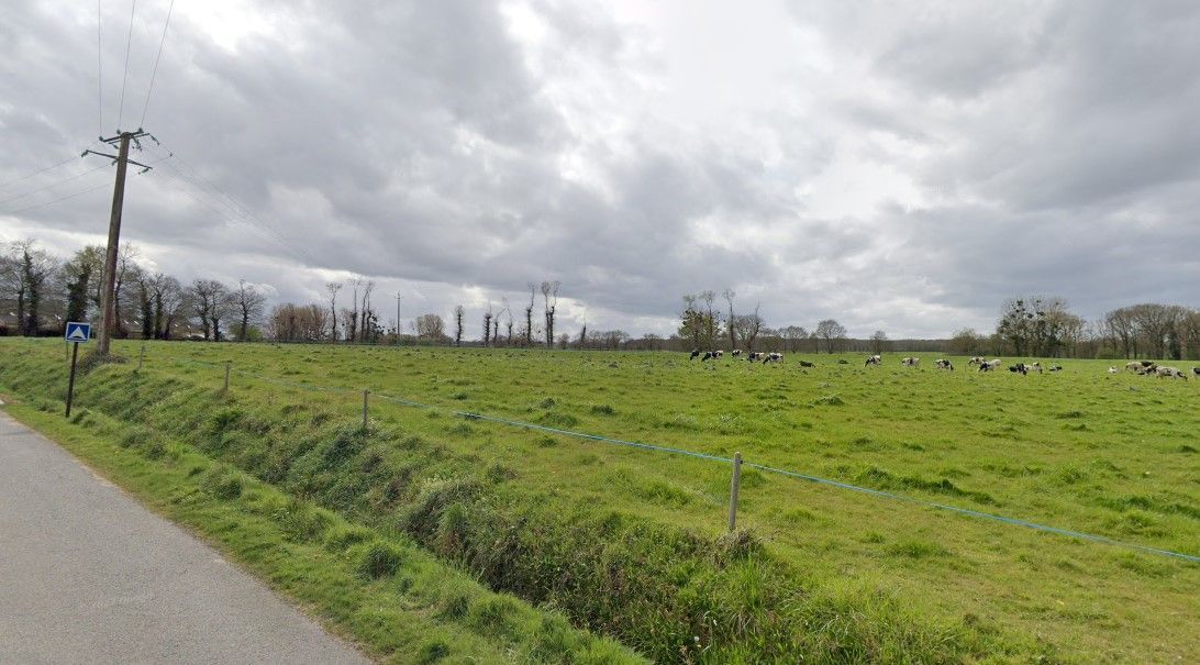 terrain de 471m2 disponible à SAINT-M'HERVON (35360)
