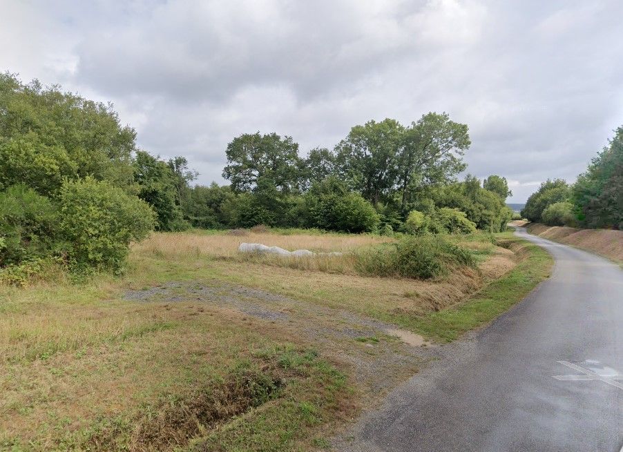 Beau terrain à construire viabilisé disponible à ELVEN