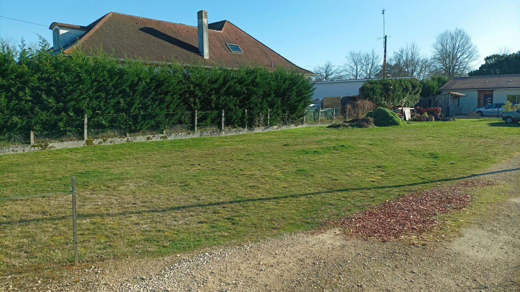 Offre de terrain à batir viabilisé disponible à BELIN-BELIET (33830)