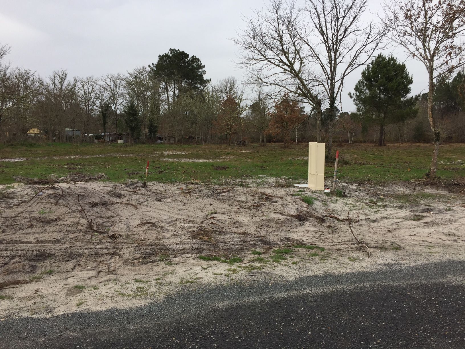 Superbe terrain constructible viabilisé de 880m2 en vente à COCUMONT (47250)