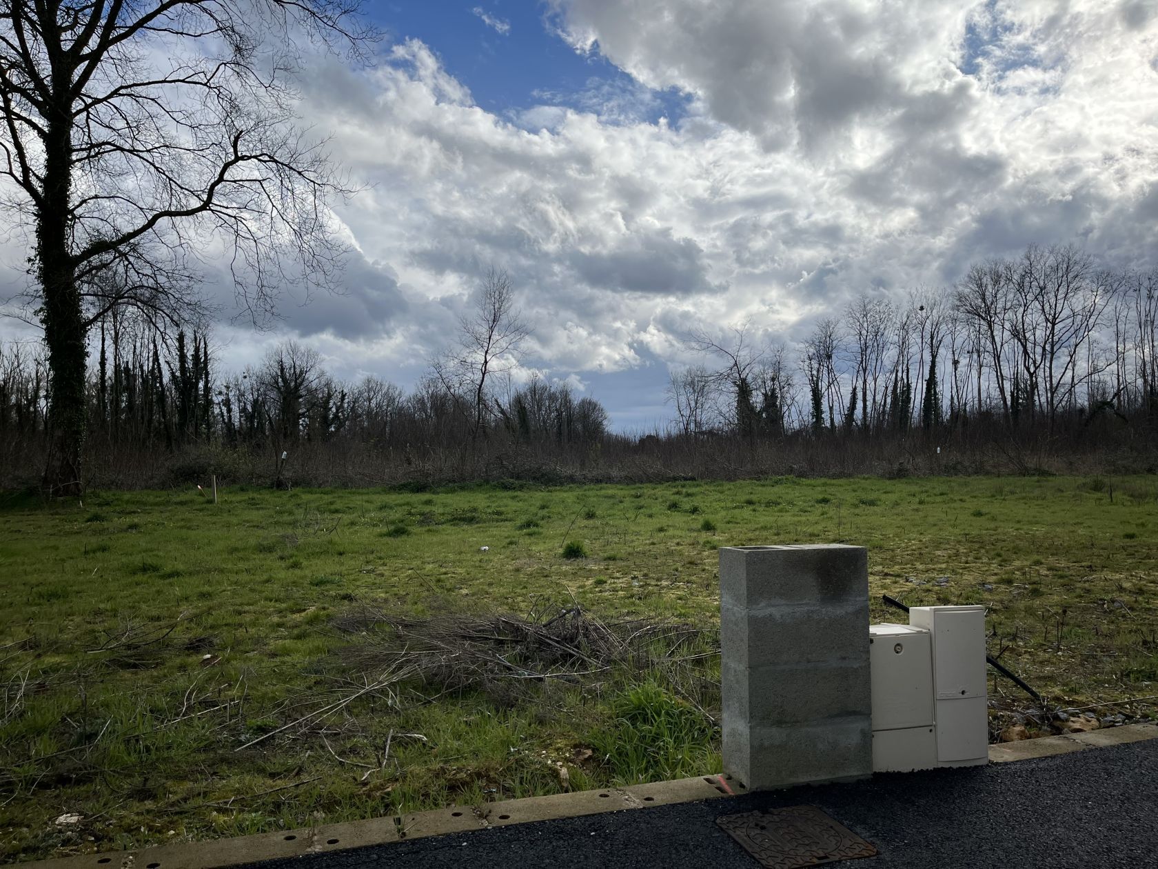 Acheter un terrain viabilisé de 400m2 disponible à PREIGNAC