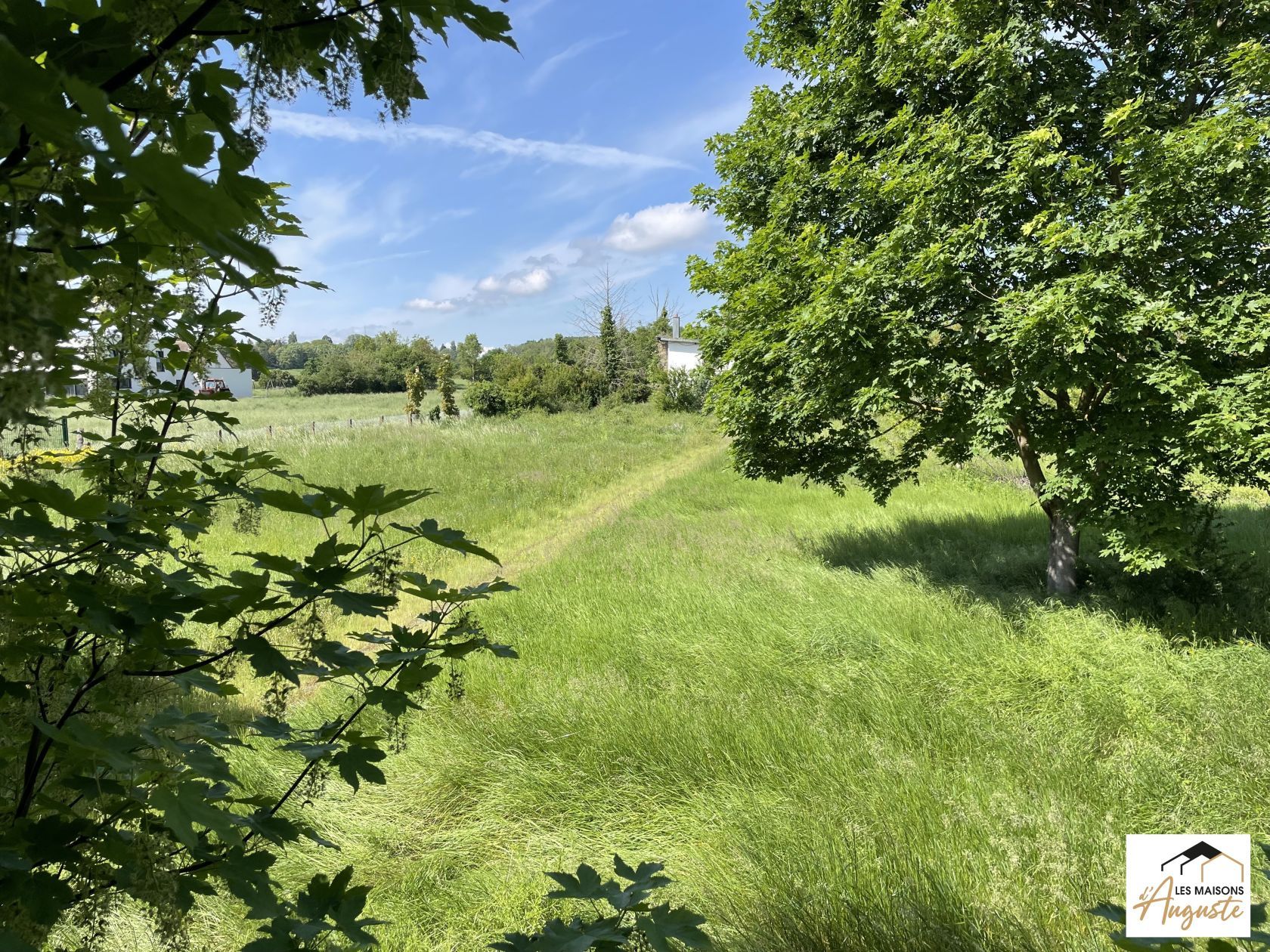 Joli terrain constructible disponible à PFASTATT (68120)