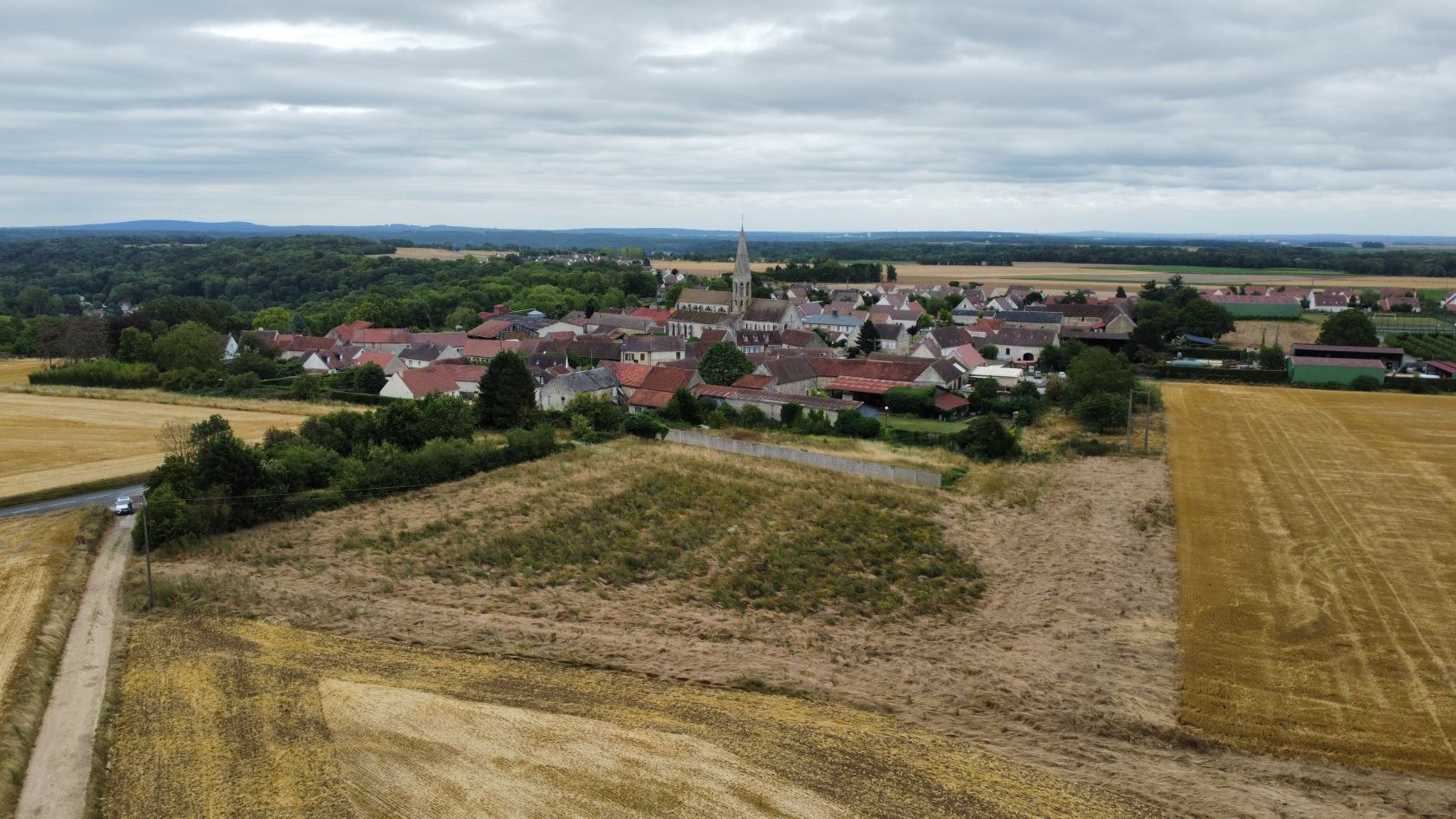 Agréable terrain à construire viabilisé à CAMBRONNE-LES-CLERMONT (60290)