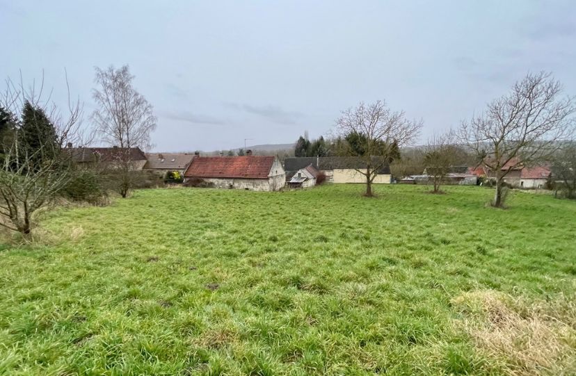 terrain à vendre de 1236m2 disponible à CHEVINCOURT (60150)