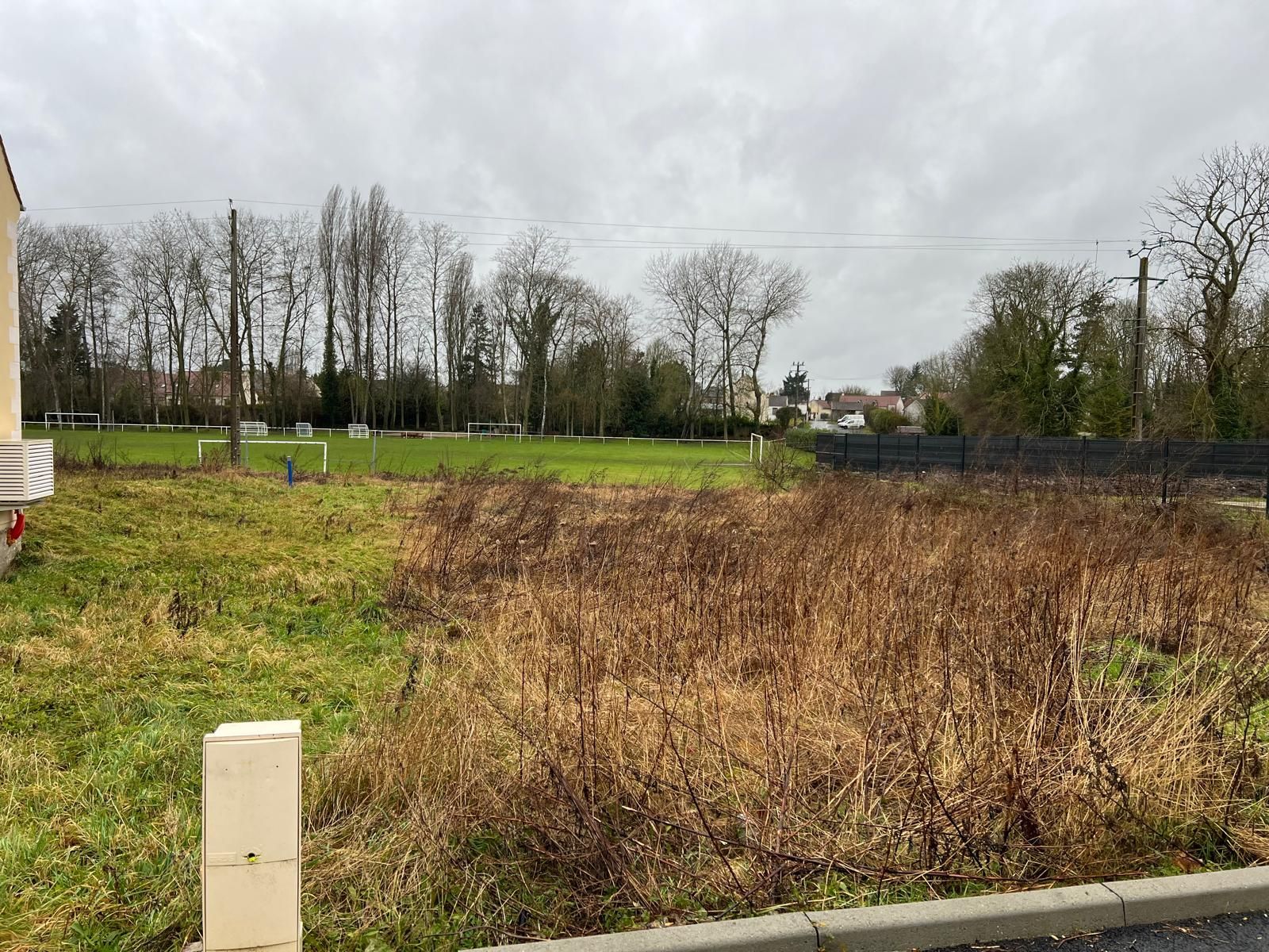 Très beau terrain de 536m2 à FLEURY (60240)