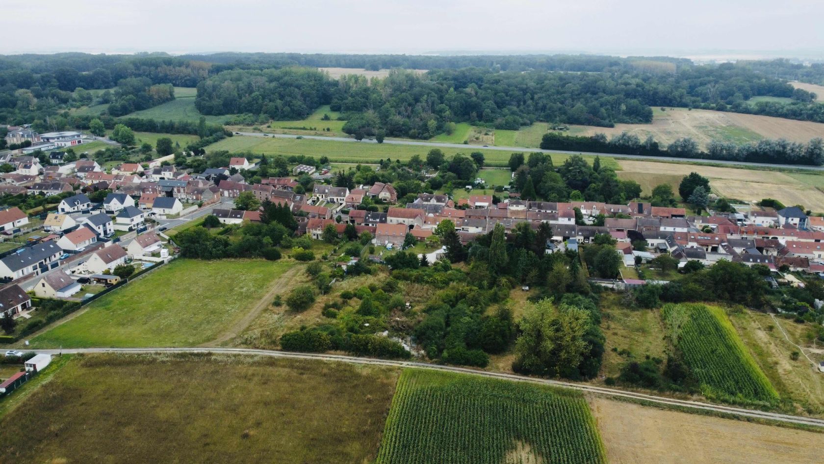 terrain à vendre disponible à ARSY (60190)