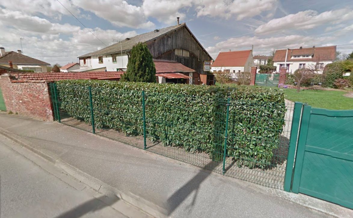 terrain constructible viabilisé en vente à CLERMONT (60600)