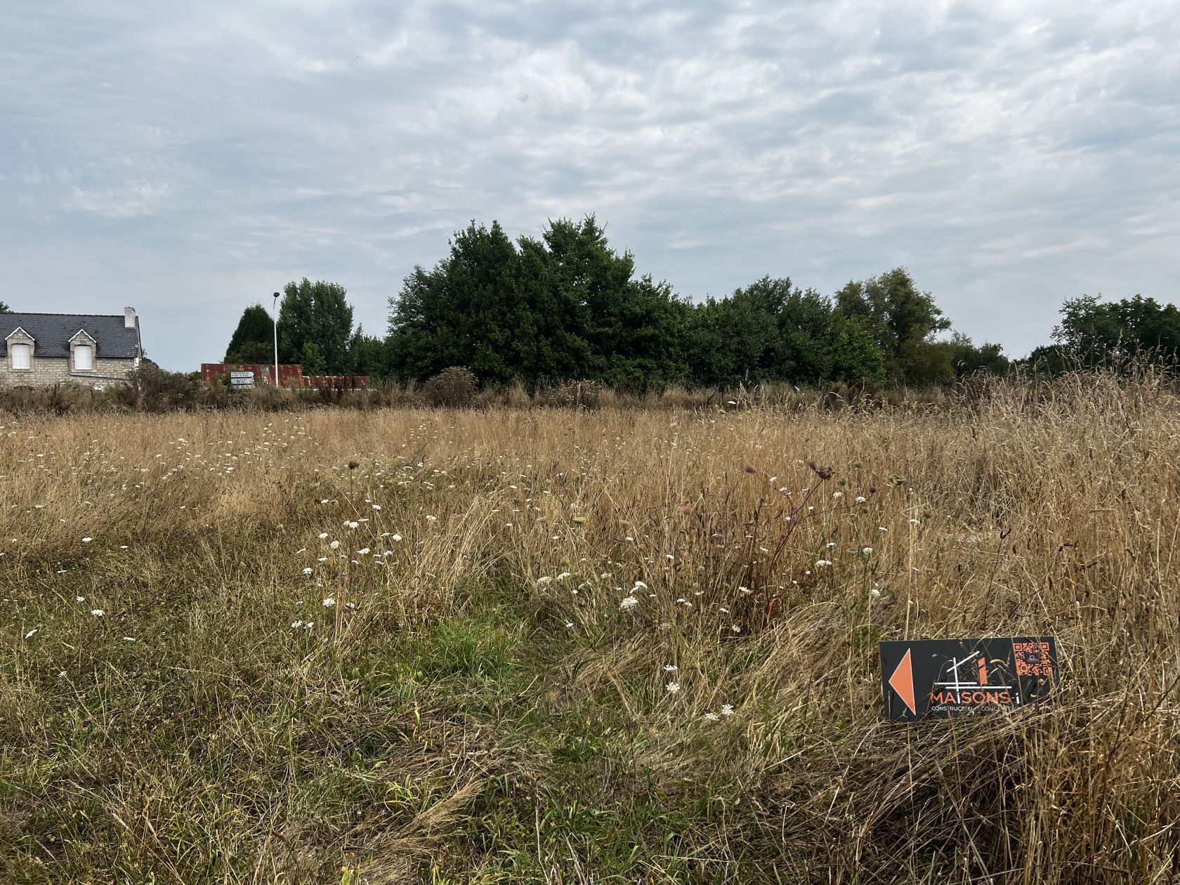 Très beau terrain viabilisé de 632m2 disponible à BENODET (29950)