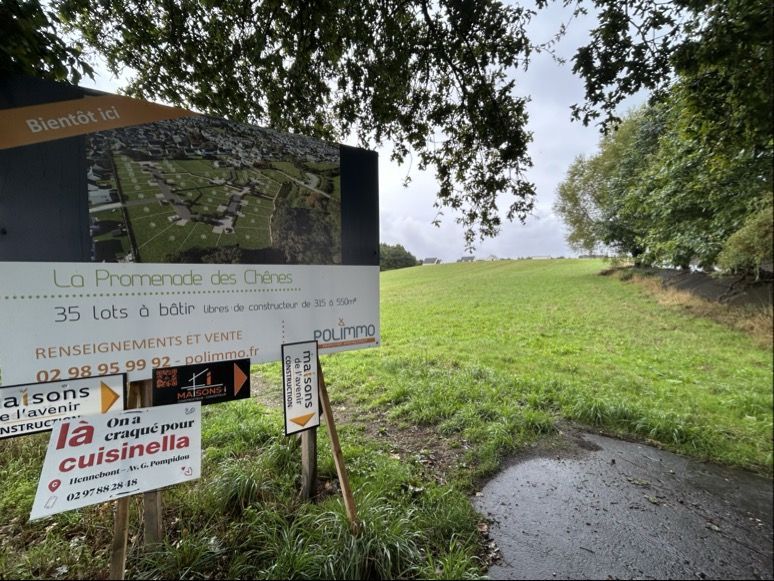 terrain à construire de 548m2 disponible à PLOUAY (56240)