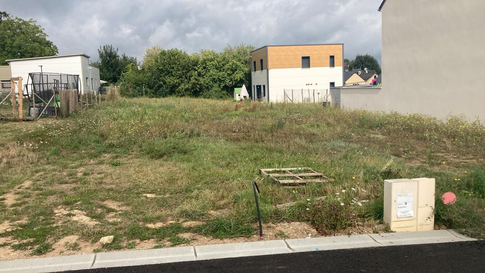 terrain à vendre viabilisé en vente à CHEILLE
