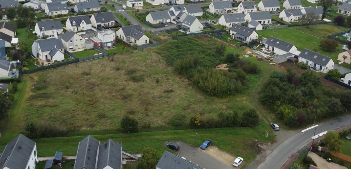 Beau terrain à vendre à MONTBAZON (37250)