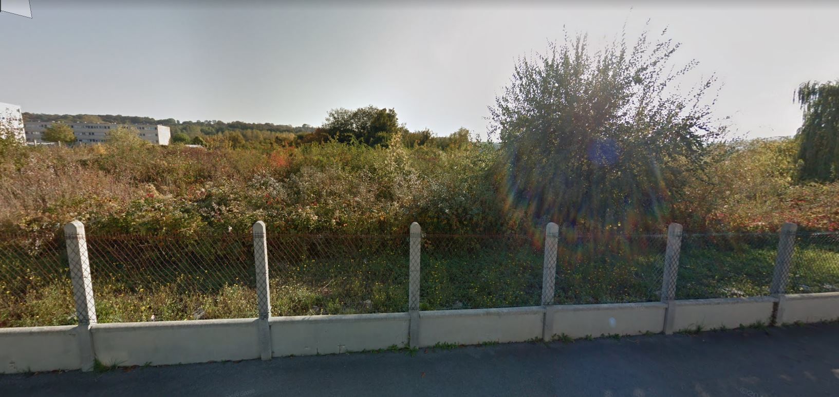 Beau terrain constructible de 532m2 disponible à VENIZEL