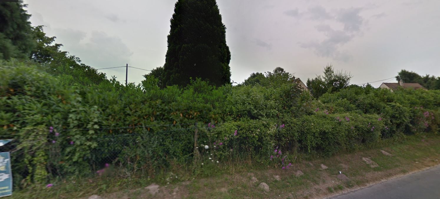 terrain à vendre de 800m2 disponible à VIVIERES