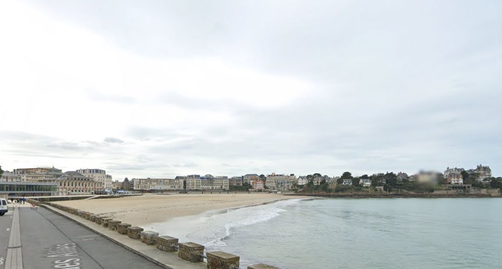 Agréable terrain viabilisé à DINARD (35800)