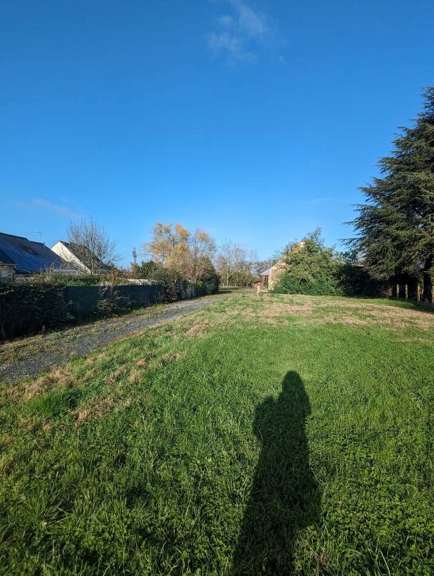 terrain à construire en vente à VALANJOU (49670)