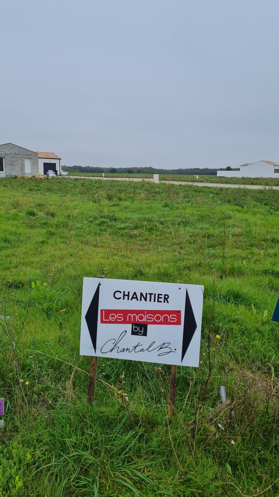 Beau terrain à construire en vente à LA JARRIE