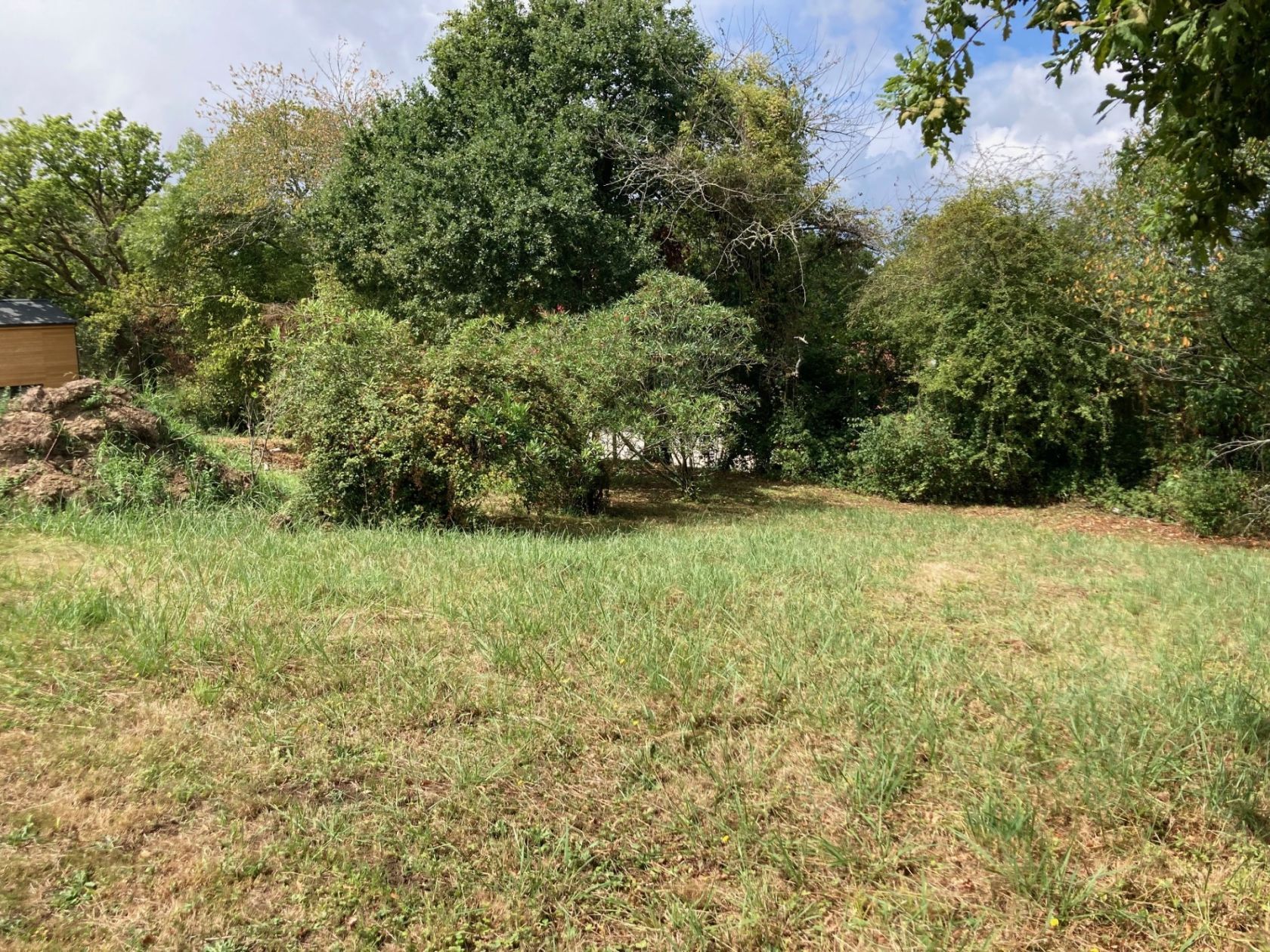 Magnifique terrain viabilisé disponible à SAINT-MARTIN-DE-HINX (40390)