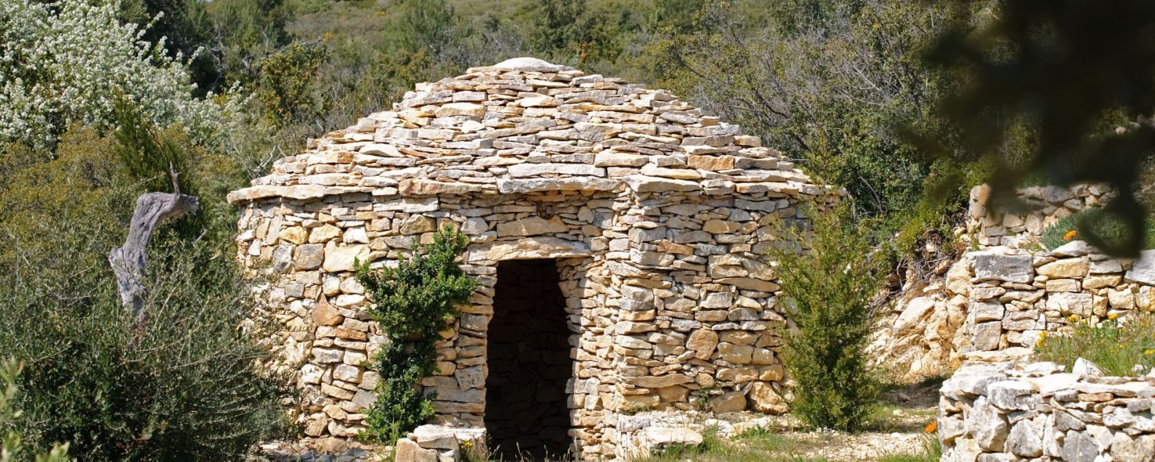 Agréable terrain à batir disponible à AIGUES-VIVES (30670)