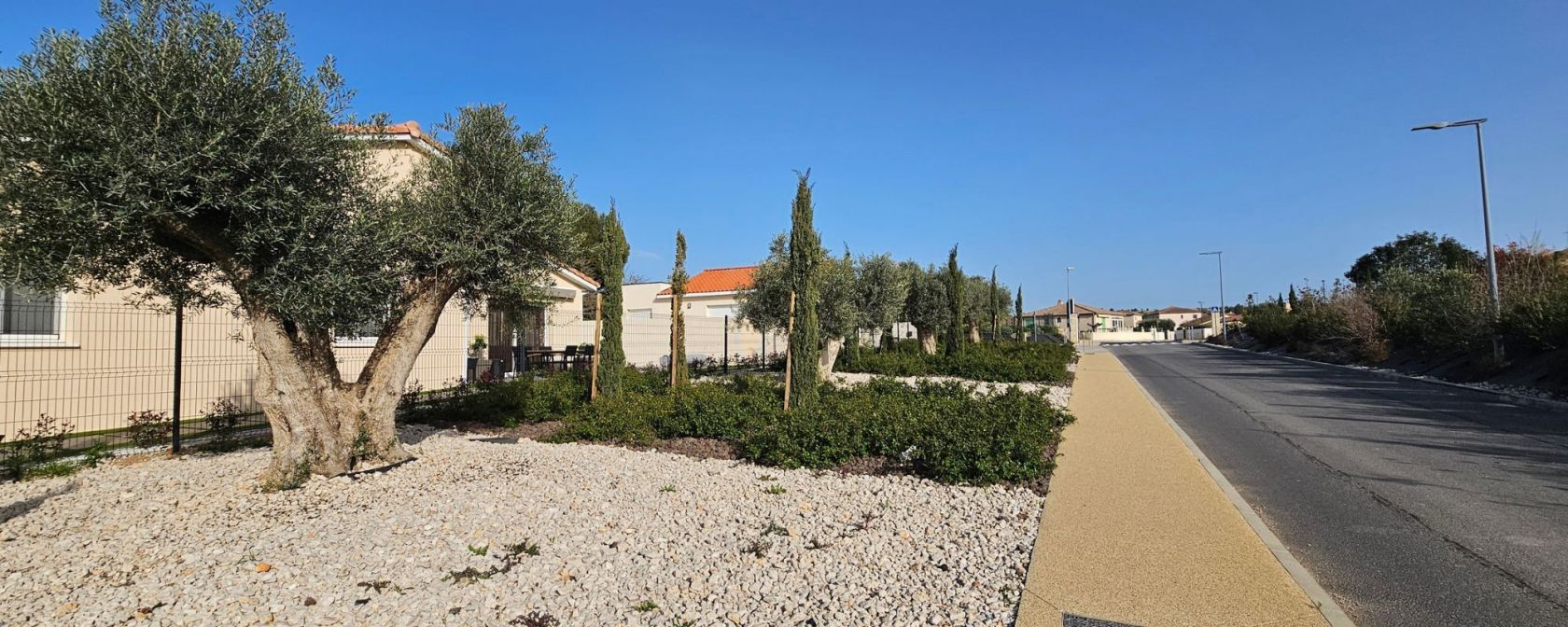 Acheter un terrain à batir viabilisé disponible à MONTAGNAC (34530)