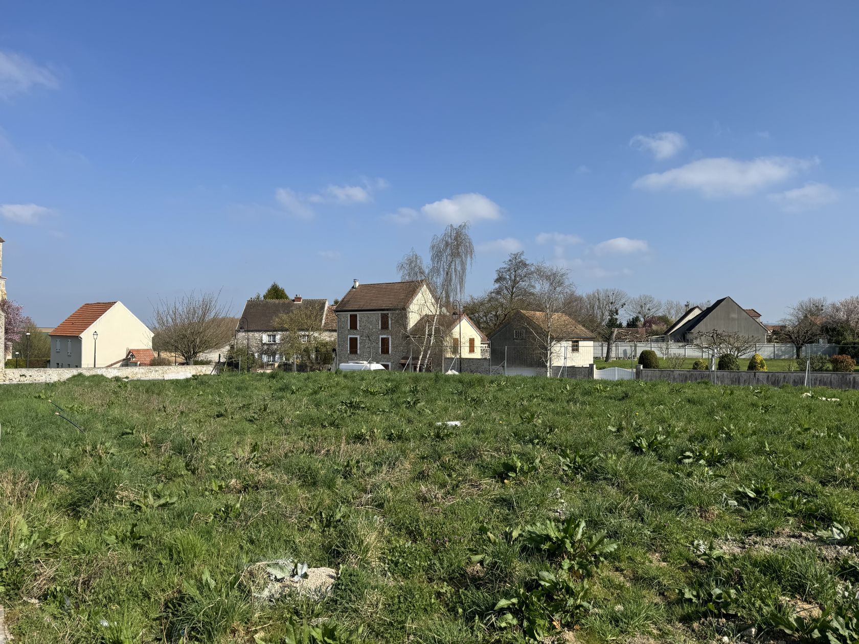 Très beau terrain à vendre disponible à SAINT-MESMES