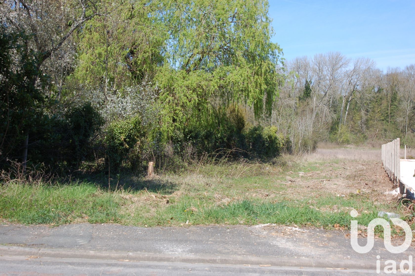 terrain à construire viabilisé de 473m2 à LONGPONT-SUR-ORGE